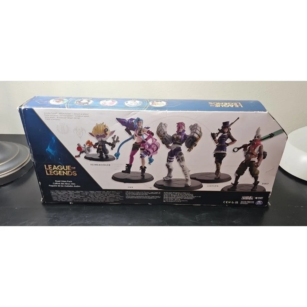 League of Legends NIB Dual Cities LIMITED 1st EDITION Champion Collection SEALED